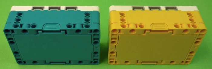 Trinsic Holder – Pivot Toilet Paper Holder – Delta Faucet