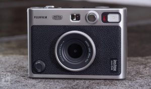 Fujifilm Instax Mini Evo 2 Evaluating the Best Hybrid Instant Camera Technology