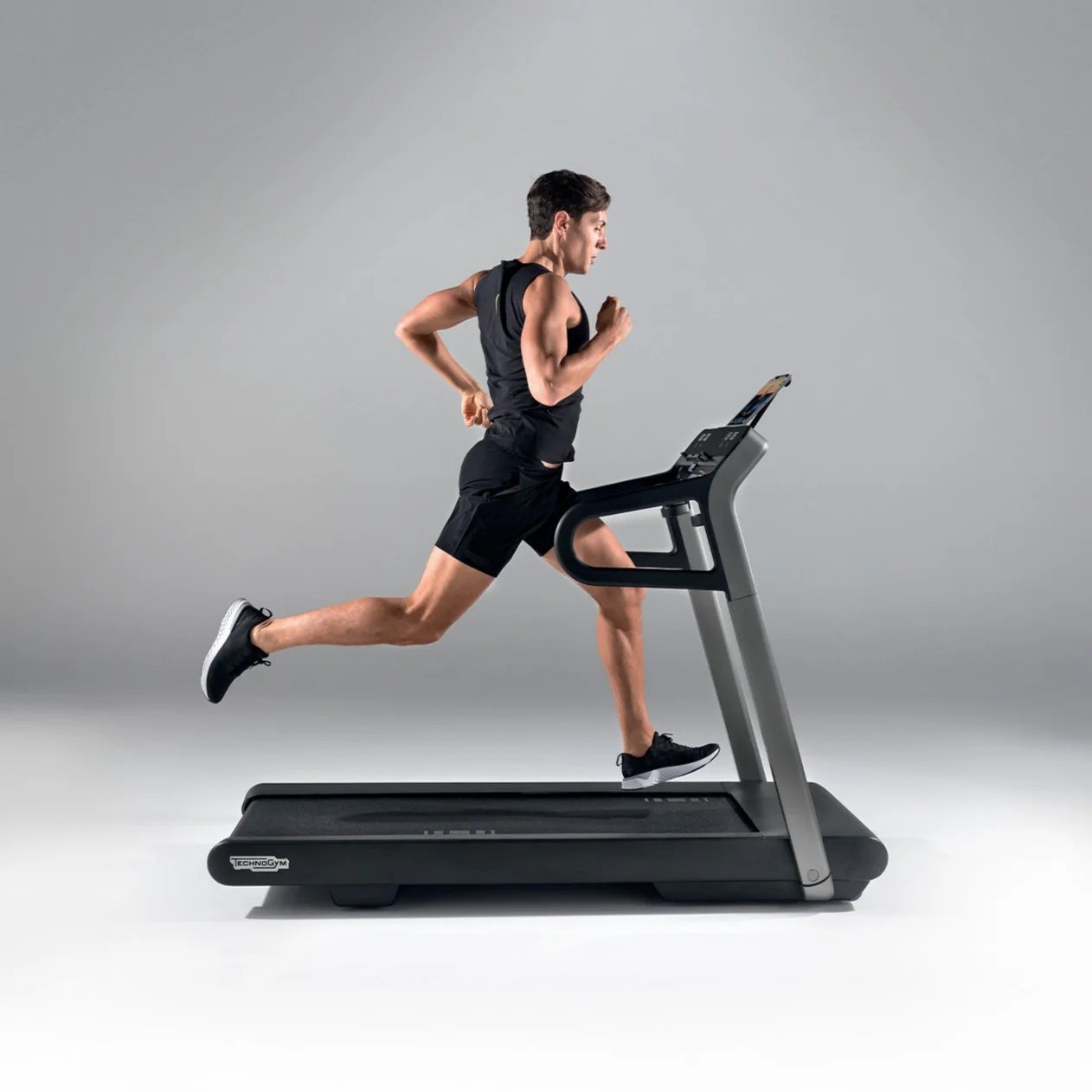 Technogym MyRun Reviewing the Best Aesthetic and Compact Smart Running Machine